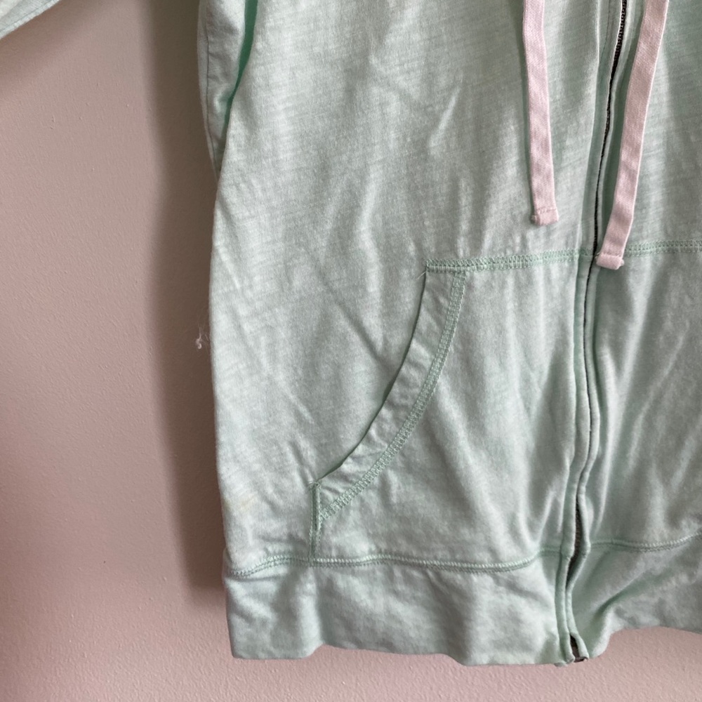 Lightweight jacket - Picture 8 of 9